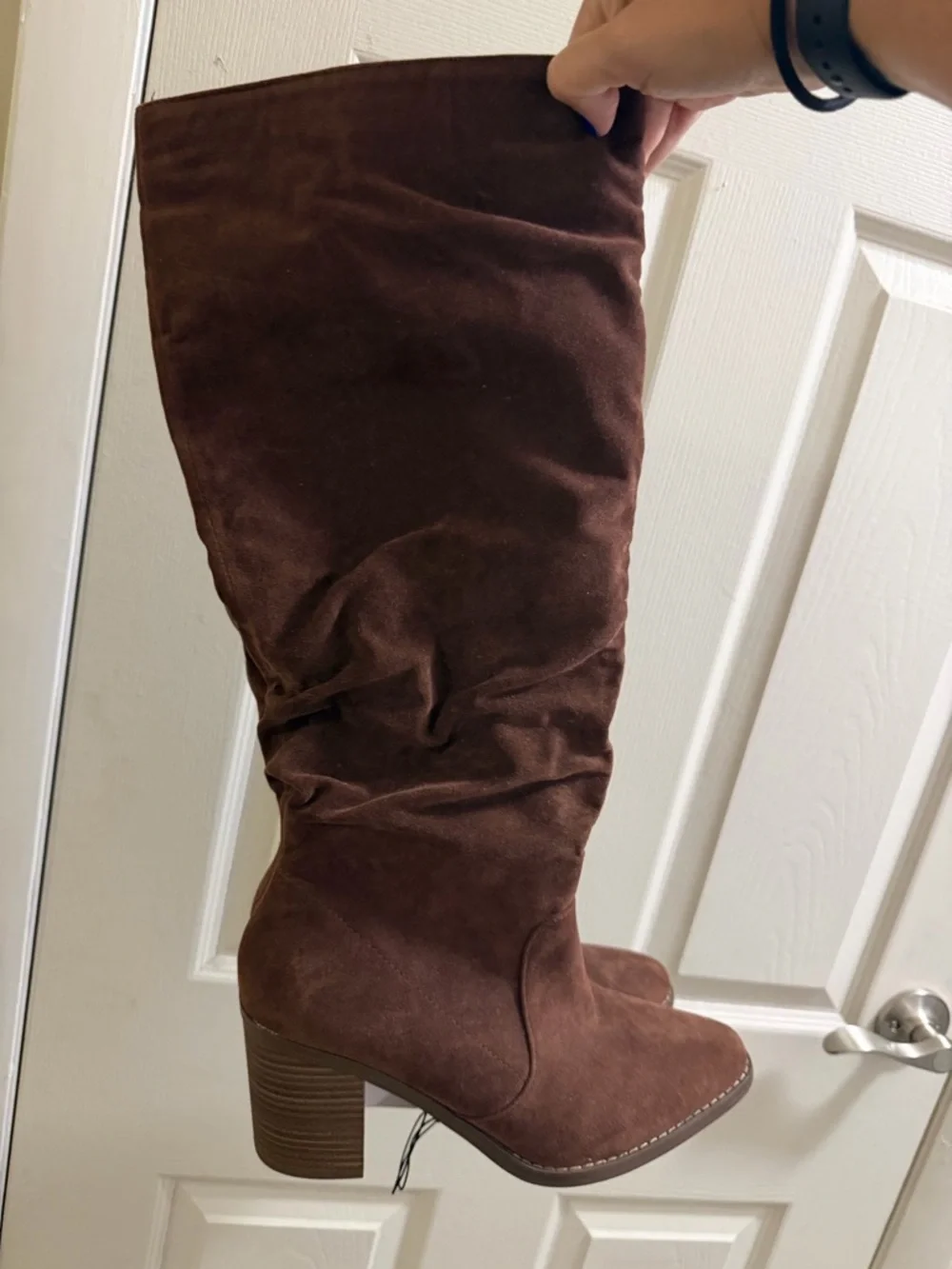 Universal Thread Brown Suede Boots